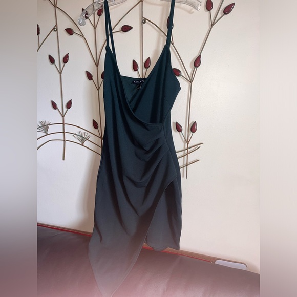 Revamped Green Dress - Picture 1 of 2